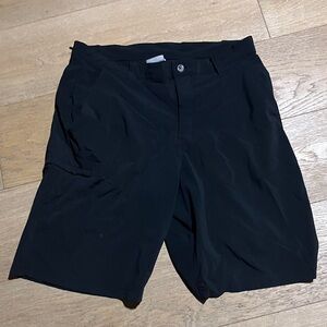 Columbia Black Men's Flat Front Outdoor Shorts